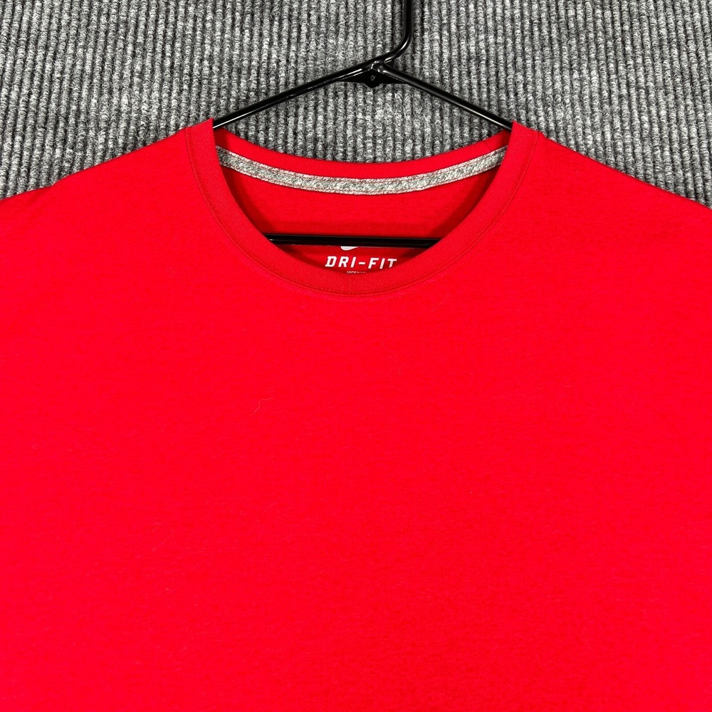 Nike Shirt Mens 2XL XXL‎ Red Short Sleeve Dri Fit Casual Active Comfort Light